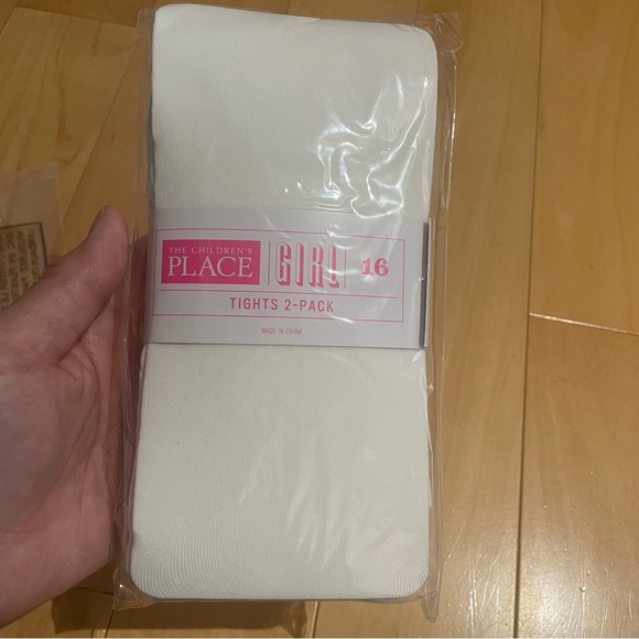 New 2 pack girl’s white tights - Picture 2 of 3
